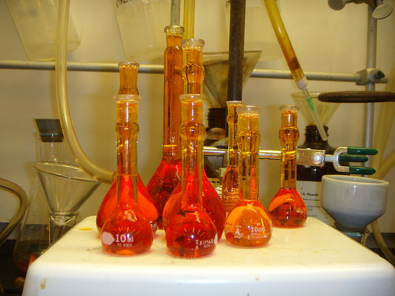 Aqua regia in Davenport Laboratories